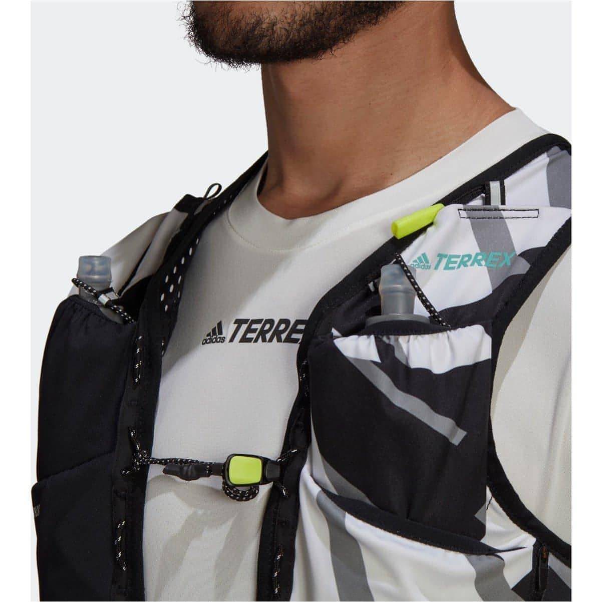 adidas Terrex PrimeBlue Graphic Trail Running Backpack - Black - Image 3