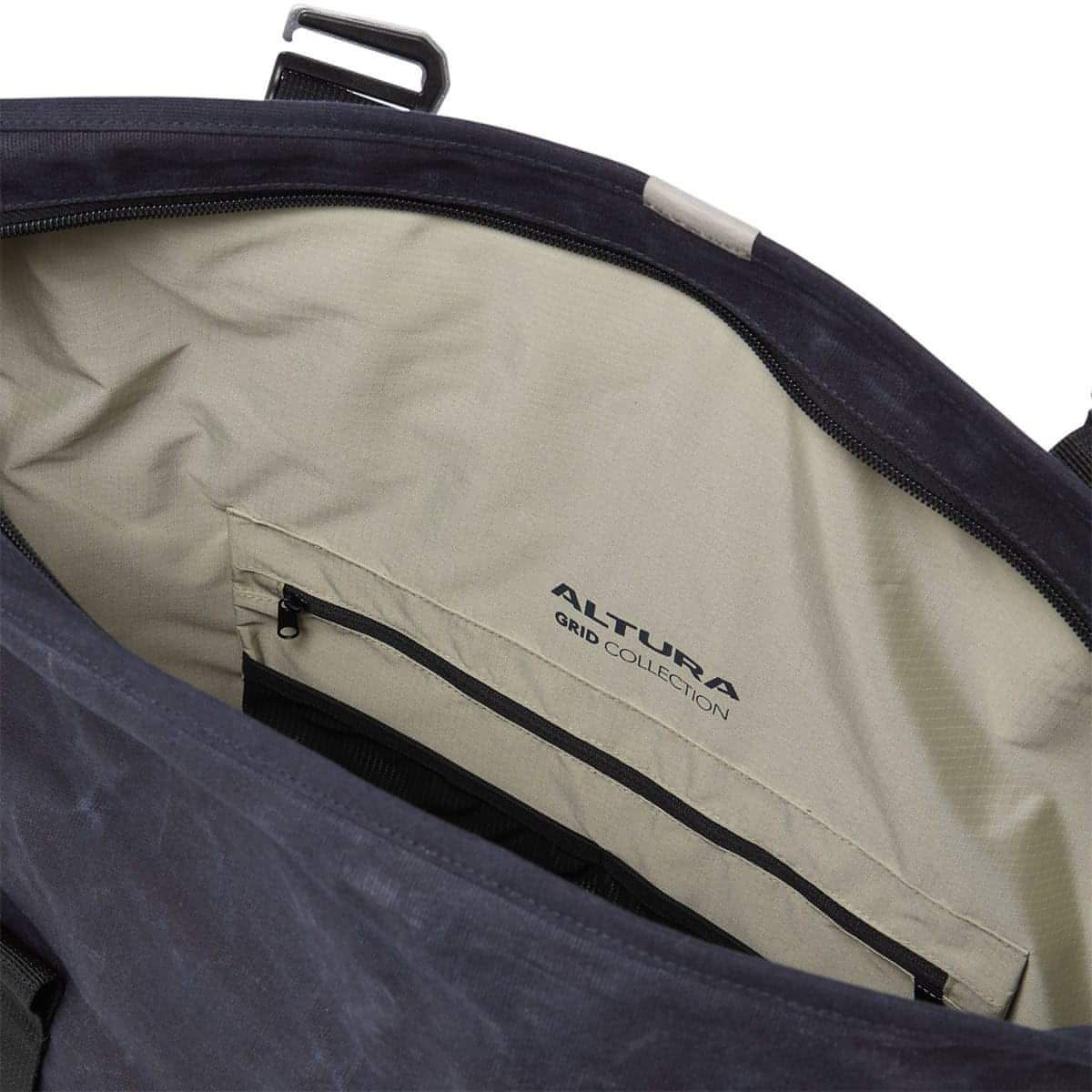 Altura Heritage 25L Cycling Messenger Bag - Navy - Image 5