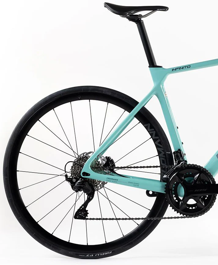 Bianchi Infinito Ultegra Di2 Carbon Road Bike 2025 - Celeste - Image 2
