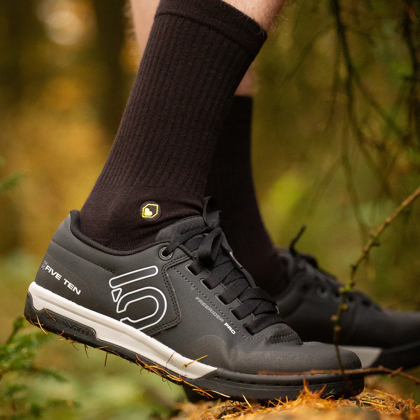 Burgtec Everyday Crew Sock - Black - Image 2