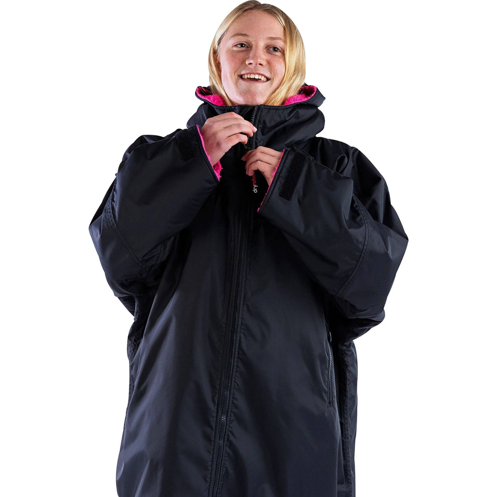 Dryrobe Advance Long Sleeve Junior Changing Robe - Black - Image 3