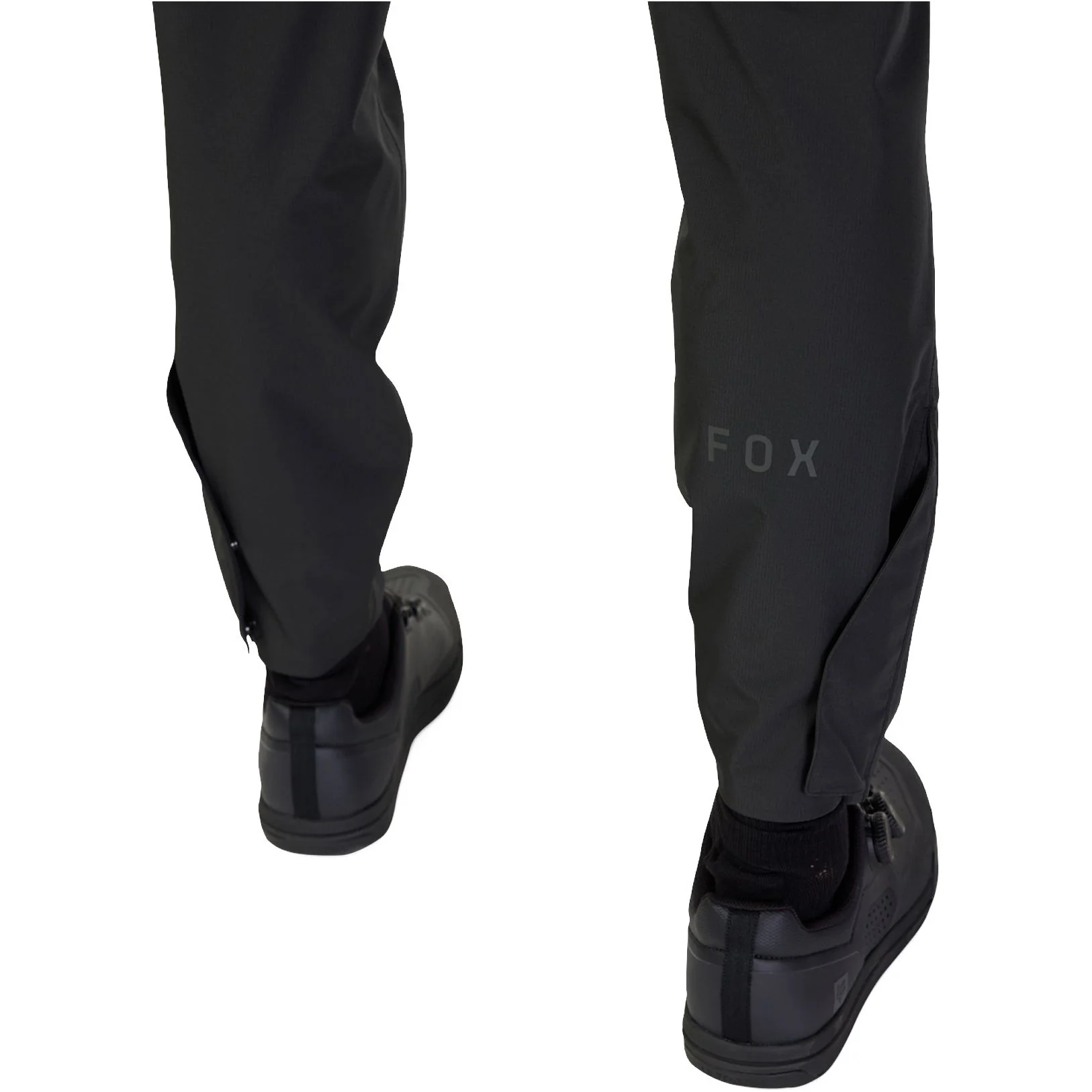Fox Ranger 2.5L Water Mens Cycling Trousers - Black - Image 4
