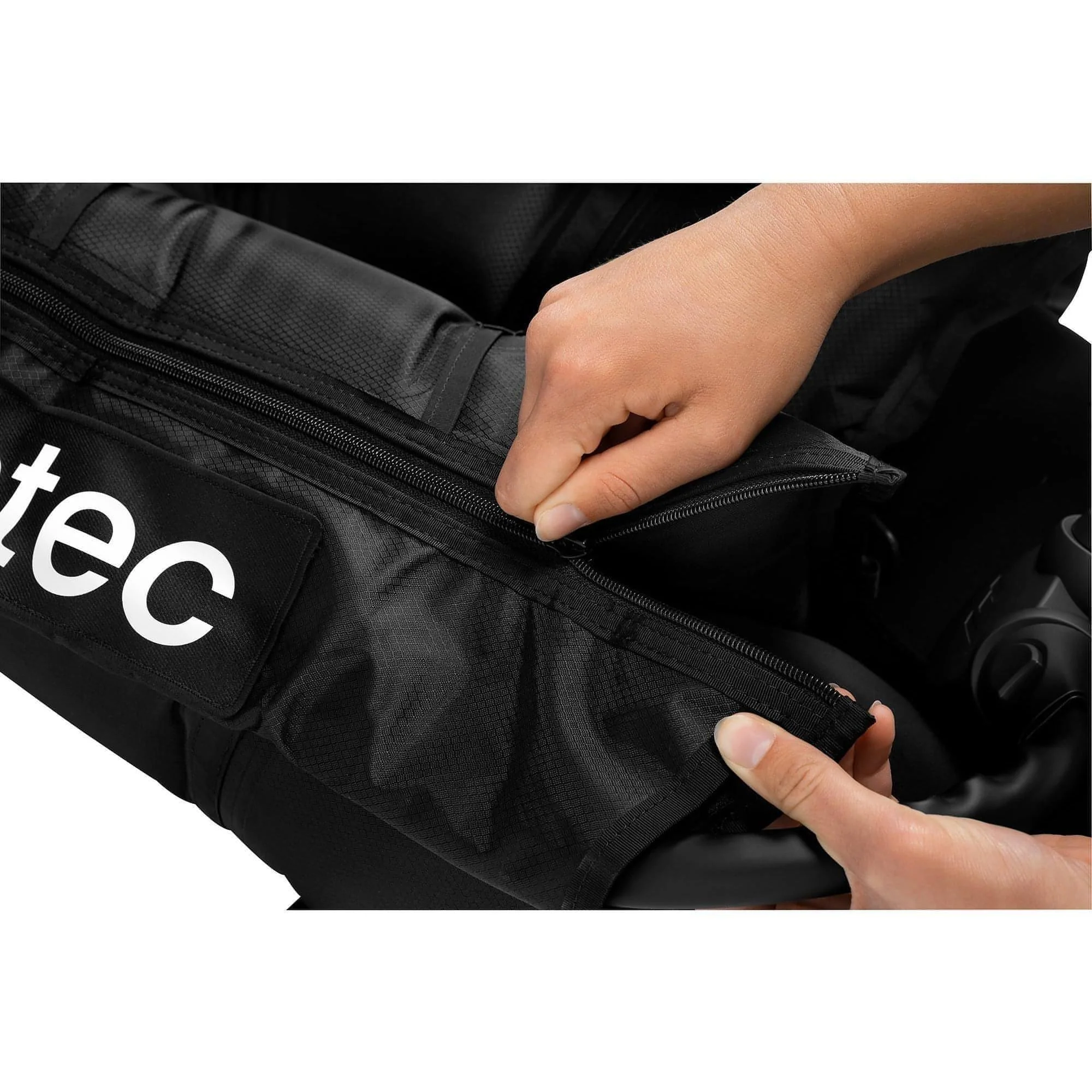 Hyperice Normatec 3 Dynamic Air Compression Leg Massager - Image 4