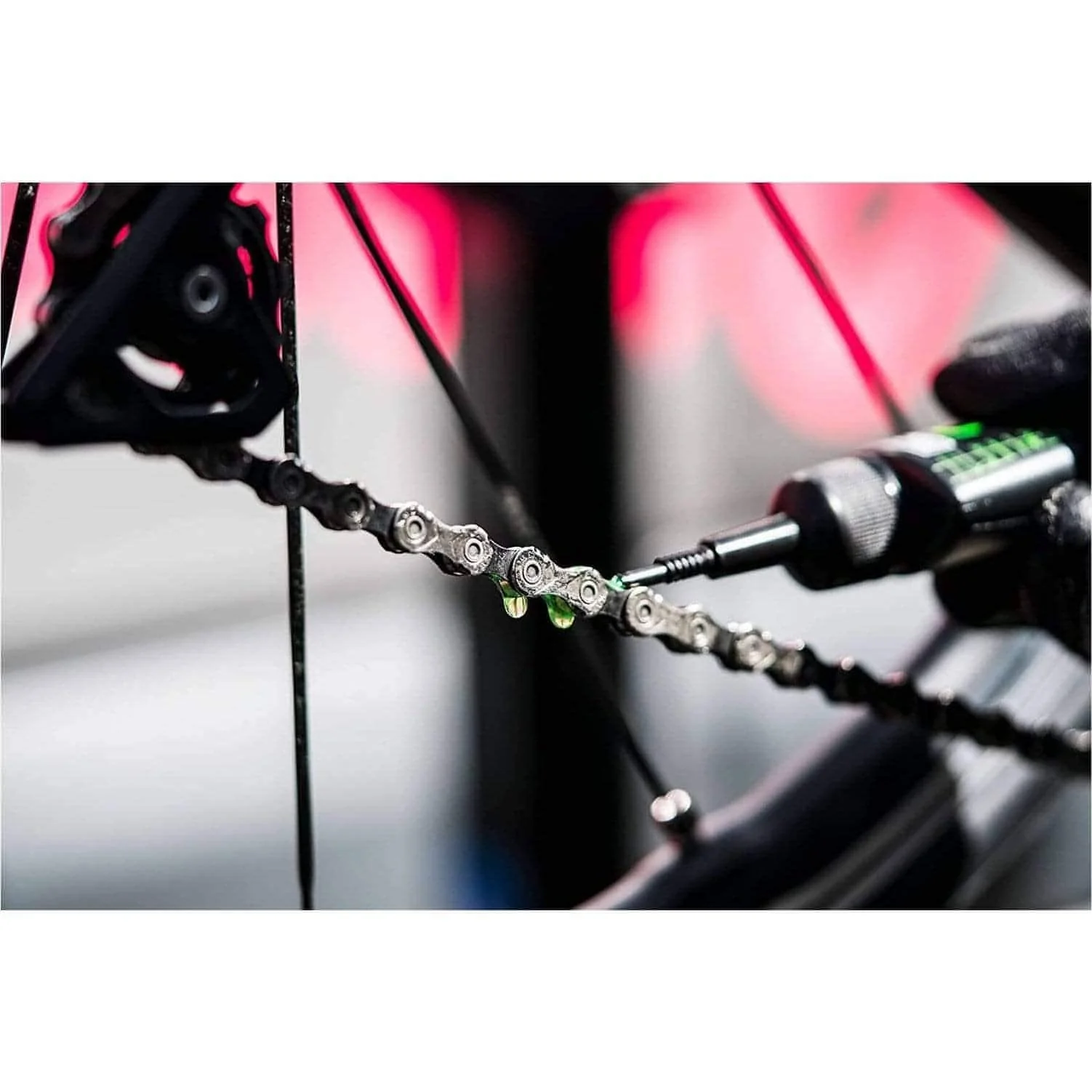 Muc-Off C3 Ceramic Dry Lube Bike Chain Lubricant 120ml - Image 4