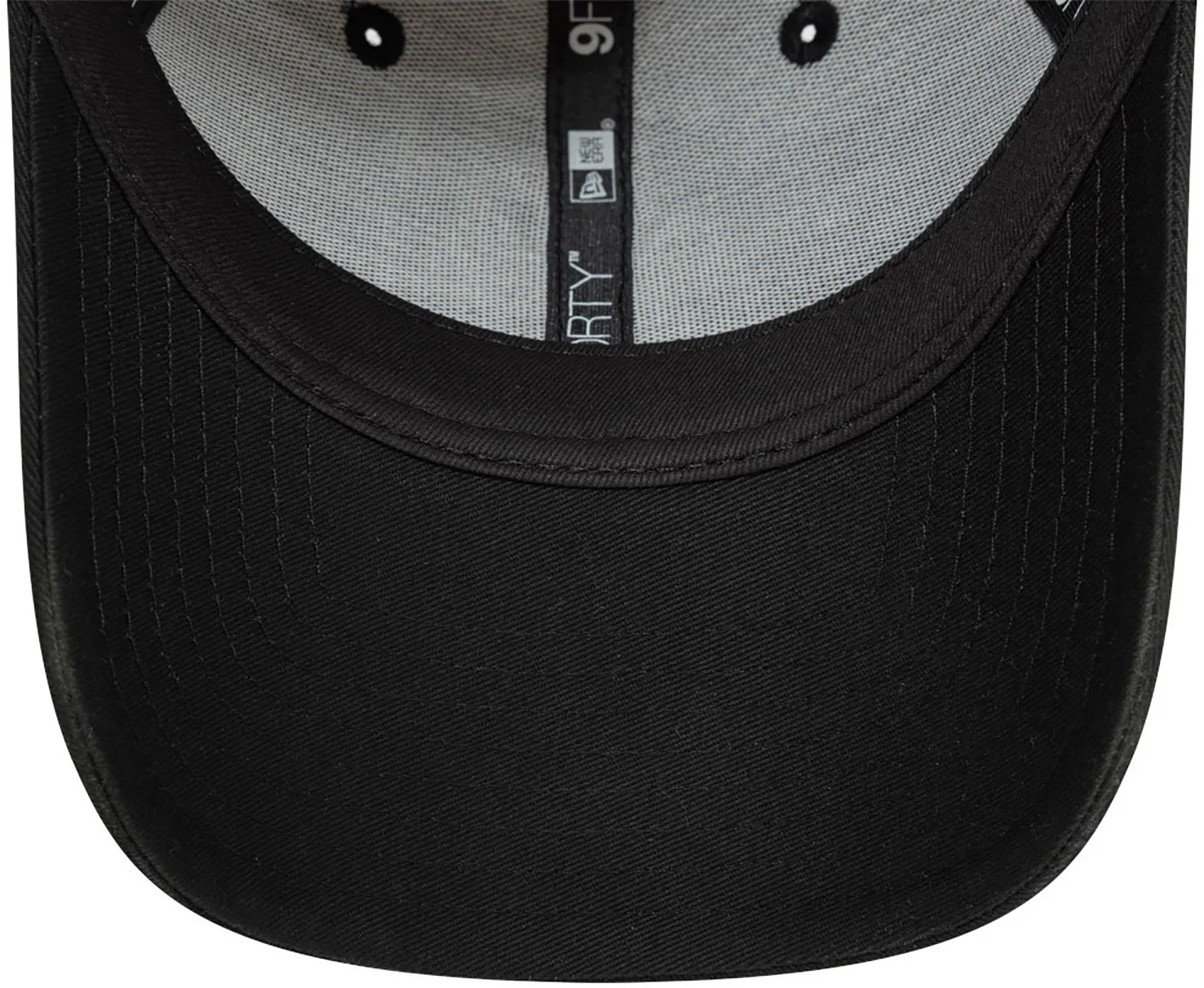 New Era Newcastle United Core 9Forty Adjustable Cap - Black - Image 5