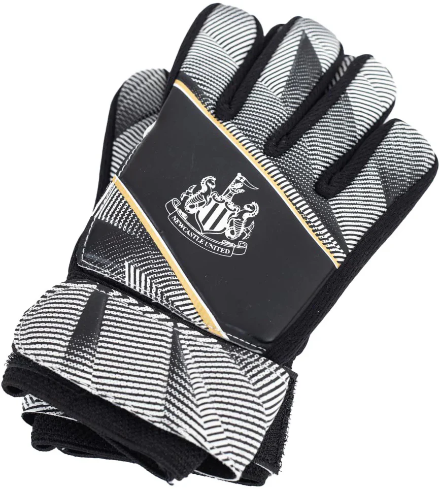 Newcastle United Junior Goalkeeper Gloves - Black - Image 2