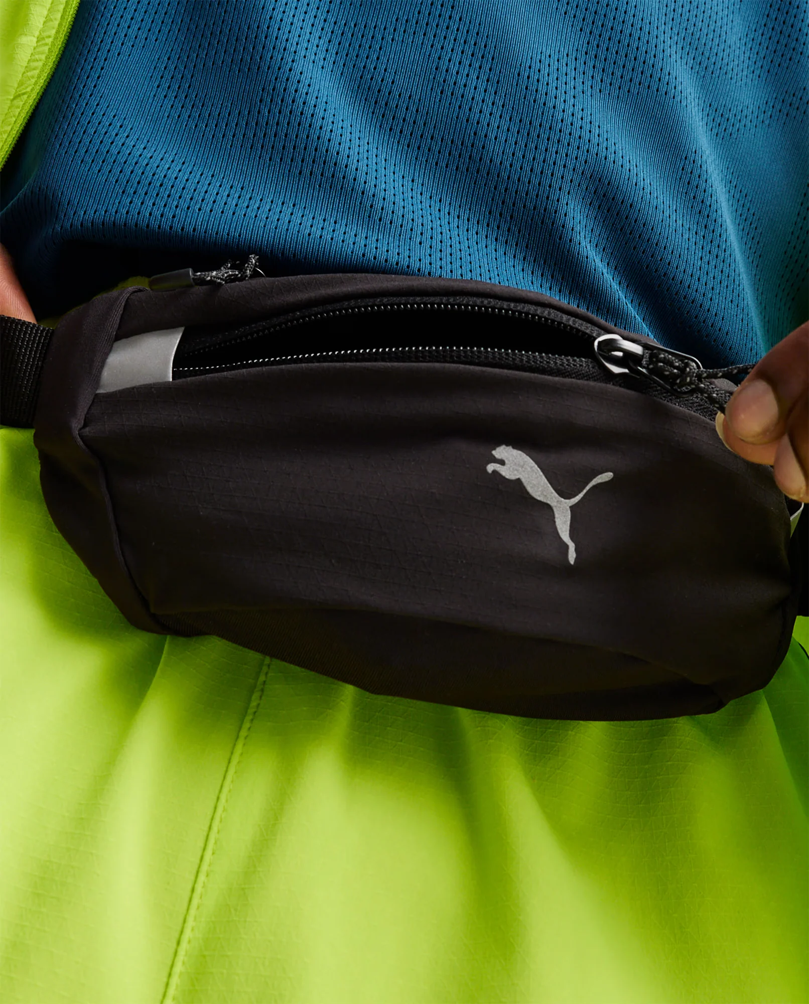 Puma PR Classic Running Waist Bag - Black - Image 4