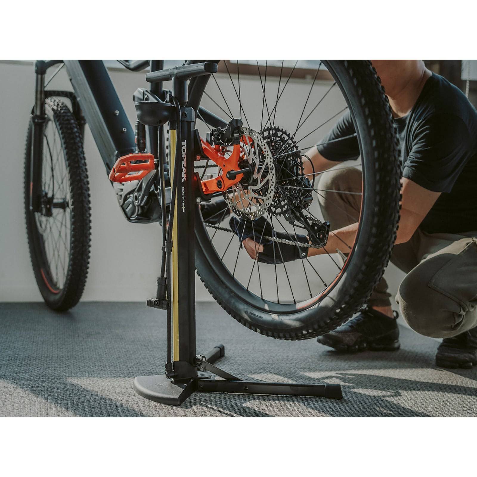 Topeak Transformer eUP Bike Stand/Floor Pump - Image 3